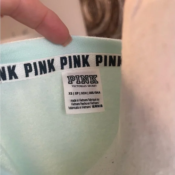 PINK Victoria Secret sweatshirt NWOT - Picture 6 of 7